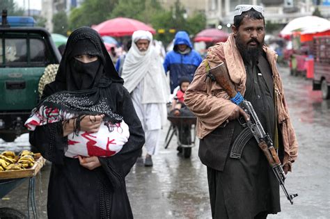 Taliban Leader Orders Full Enforcement Of Sharia Law In Afghanistan