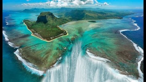 The Underwater Waterfall Of The Mauritius Island Is Nothing But A