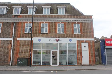 To Let Or Sale 152 Brighton Road Coulsdon Surrey Cr5 2yq Well