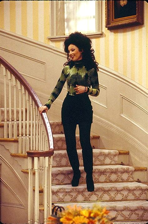 Fran Drescher In The Nanny 1993 Nanny Outfit Fran Fine Outfits Fashion Tv