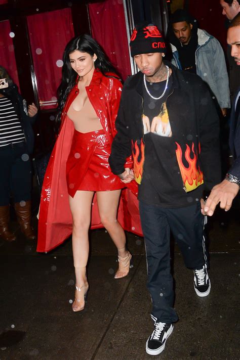 Kylie Jenner And Tyga Have A Red Hot Date Night In Nyc Pics Entertainment Tonight