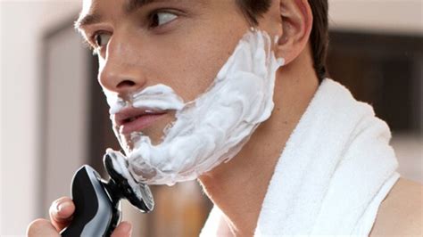 How To Wet Shave With A Rotary Shaver Philips