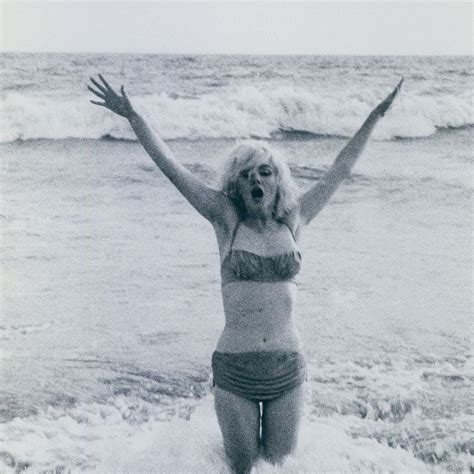 See The Stunning Photos From Marilyn Monroe S Last Shoot Before They Re