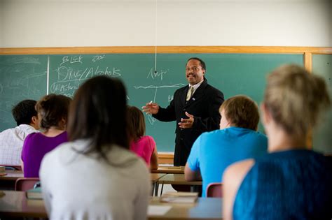 What is the typical teaching load for university faculty? - Higher Ed ...