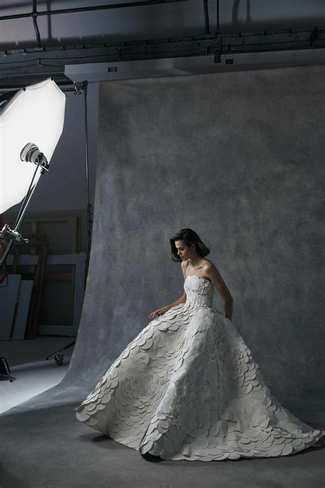 New Oscar De La Renta Wedding Dresses Plus Past Collections