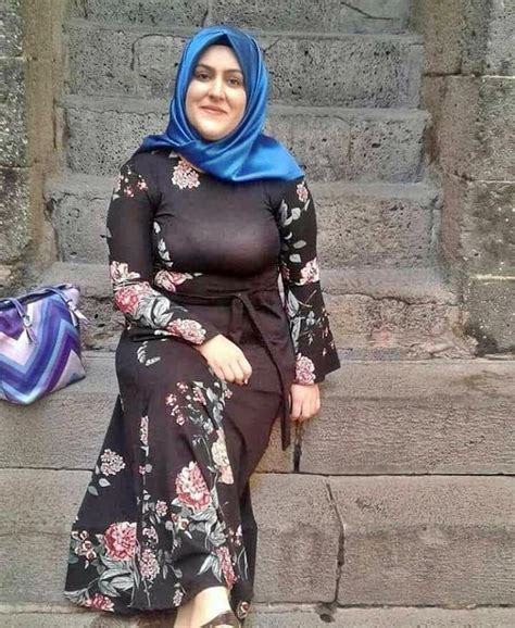 Turk Turbanli Hijab Koylu Salvarli Dolgun Azgin Ayak Memeler Porn