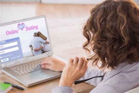 We take a look at some of the best dating websites for the over 50s, looking at how much they cost, the kind of people you can expect to meet, and the claims they make. The Best Dating Sites for Over 50's Looking for Love | Fab ...
