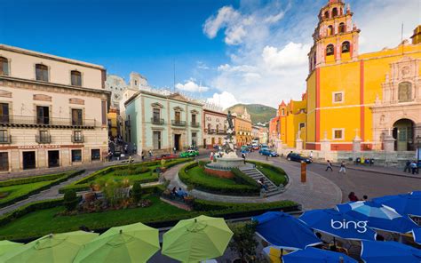 Plaza De La Paz With The Basilica De Nuestra Senora De
