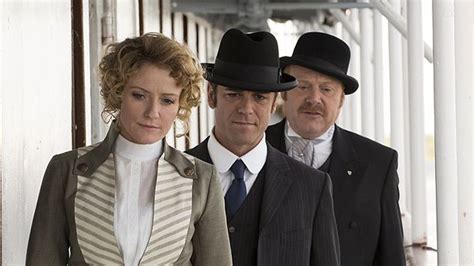 Murdoch Mysteries Now Airing In U S Under Different Title The Artful Detective On Ovation