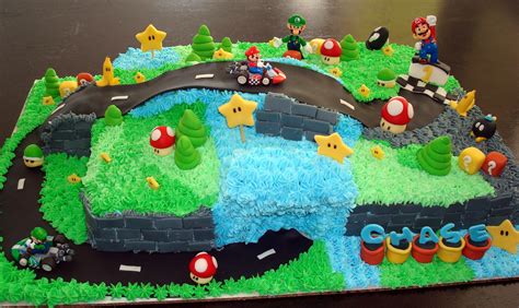 Video game wedding cakes to birthday cakes. mario birthday cake - Google Search | CakesByU | Pinterest ...