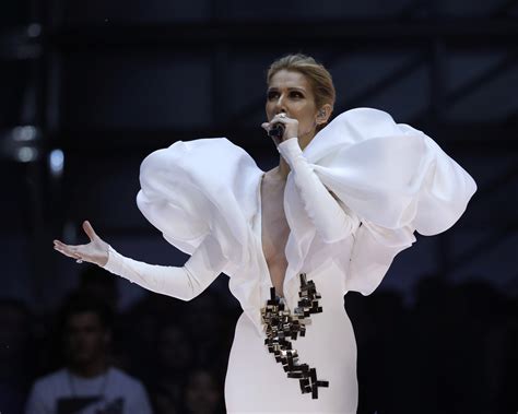 Celine Dion Poses For Nude Photo For Vogues Instagram Cbs News
