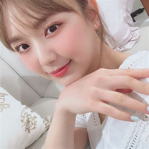 ひよんさんはinstagramを利用しています 「🍊💄👸💓 ㅤㅤㅤㅤㅤㅤㅤㅤㅤㅤㅤㅤㅤ 今日の撮影は 韓国風 オレンジメイク 🧡🧡🧡 etudehousejapan の新作コスメが可愛