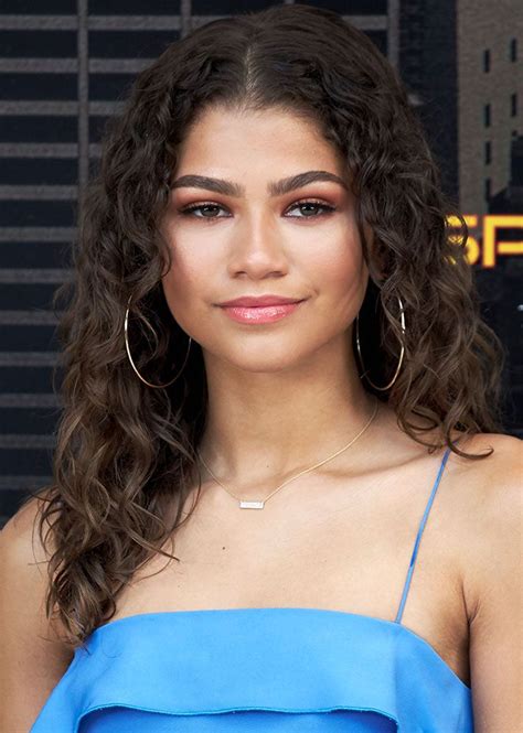 Real Zendaya Natural Hair Red Carpet Queen From Zendayas Hair