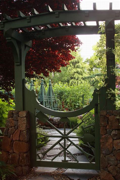 They will make sure you feel. A garden gate fit for a....gardener! - FineGardening