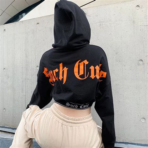 Get A Fire Streetwear Look In This Such Cute Crop Hoodie 🔥🔥 Looks Great With Baggy Tracksuit