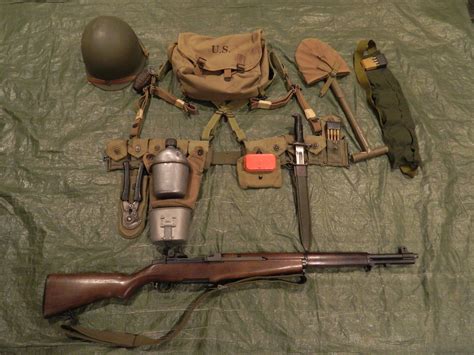 Wwii Combatfield Gear Riflemans Equipment For Wwii It Flickr