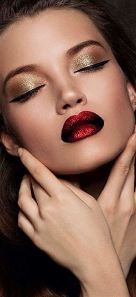 smokey eyes with red lips thats sensous and seductive hike n dip eye makeup gold eyes red