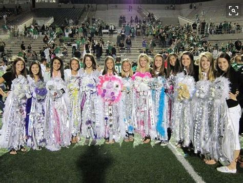 Homecoming Mums That Got Out Of Hand Houston Chronicle