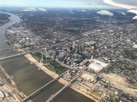 Had a beautiful view flying into Lambert yesterday : r/StLouis