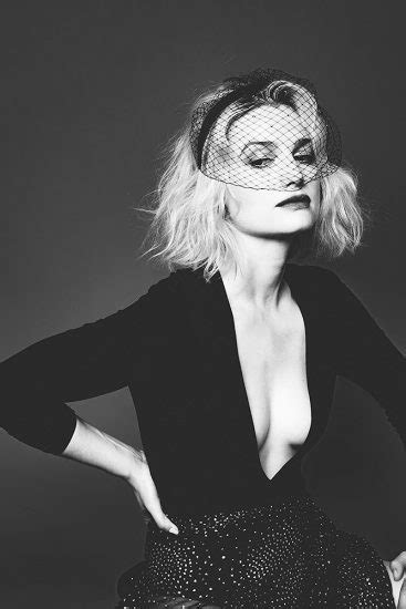 Alison Sudol Nude And Sexy Pics And Sex Scenes Scandal Planet.