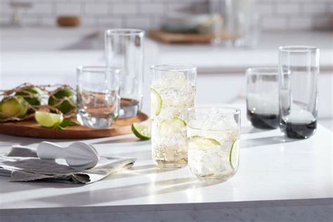 the best everyday drinking glasses according to restaurant and design pros eater