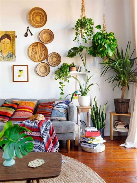 Small Boho Living Room With Wall Art Ideas