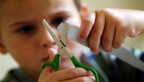 Teaching Preschoolers To Cut With Scissors New Kids Center