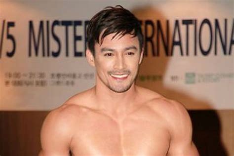 Hunk Pinoy Cop Wins Mister International Abs Cbn News