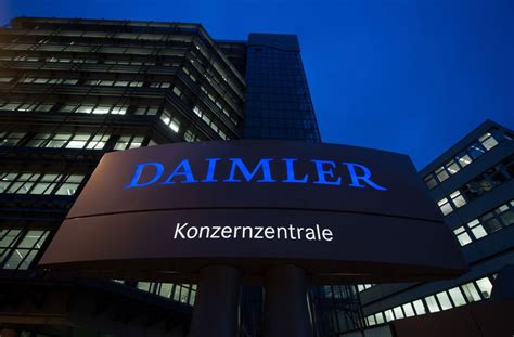 Konzernumbau Bei Daimler Eine Aufgebl Hte F Hrungsspitze Wirtschaft
