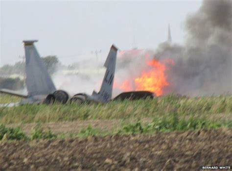 Usaf F 15 Jet Crashes In Lincolnshire Bbc News