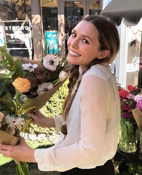 Elizabeth Olsen On Instagram Pov You Give Lizzie Some Flowers For V
