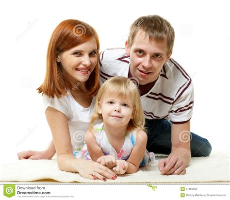 Jeune Famille Heureuse Avec L enfant Photo stock Image du chéri amour