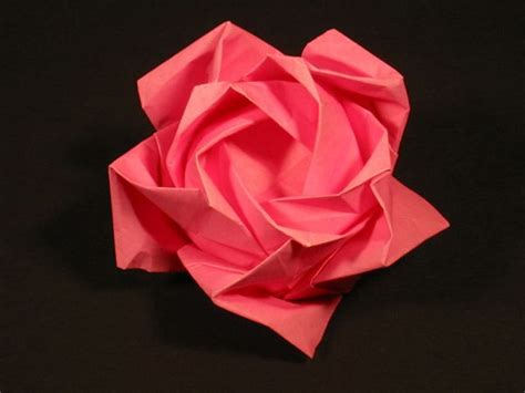 纸玫瑰的折法图解教程之五瓣折纸玫瑰花示意图解╭★肉丁网 Origami Origami Flowers Origami Rose