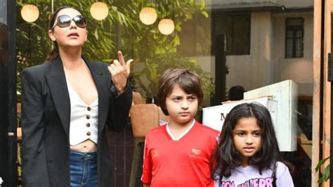 Shah Rukh Khans Son Abram Makes Rare Appearance Poses With Mom Gauri Khan In Mumbai See Pics