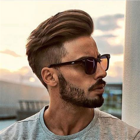 Men with a square face shape should consider trying out the textured crop haircut because the shorter length accentuates their the side swept clean fade adds definition and looks best on men with a round face shape. Best Men's Haircuts For Your Face Shape (2020 Illustrated Guide) | Haarschnitt männer ...