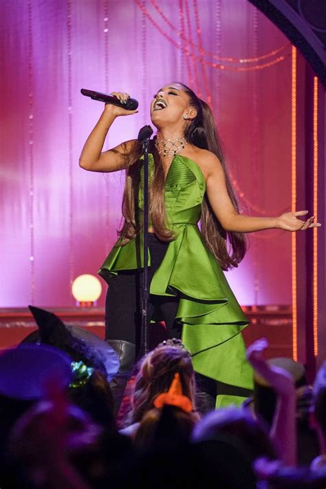Ariana Grandes Performance On Wicked Special Video Popsugar