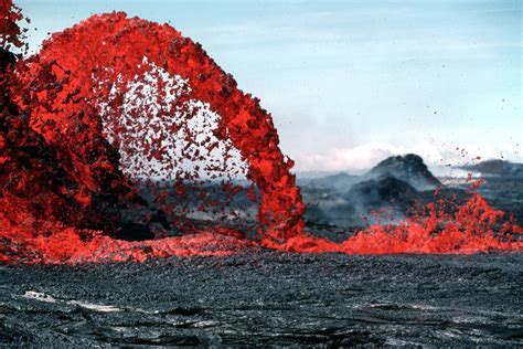 Lava Vs Water Exploding Molten Rock For Science Scimex
