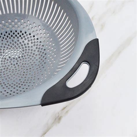 Plastic Oval Strainer Colander With Soft Handle