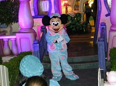 Minnie Mouse In Her Pajamas For Disney24 Disneyland Disney Friends Disney Sleepwear