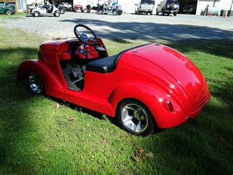 They make custom golf carts that are works of art! 37 street rod golf cart | Custom golf carts, Electric golf ...