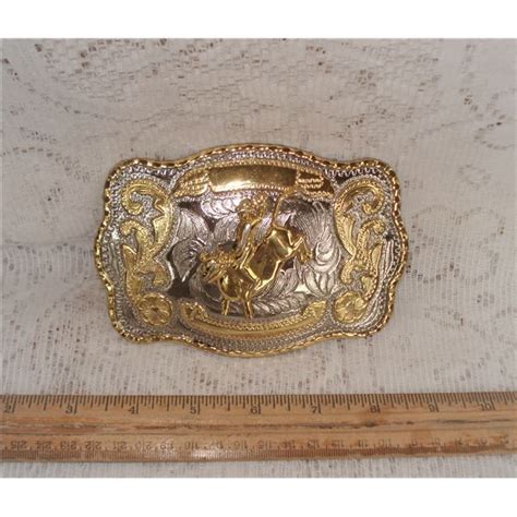 large rodeo belt buckle bodnarus auctioneering