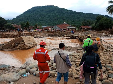 Pasangan mata wang xauusd bertindak balas di bawah rintangan garis aliran menurun. Tim Rescue KPC Lewati Berbagai Rintangan - PT Kaltim Prima ...