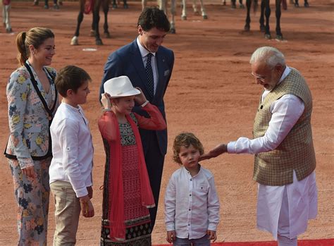 Trudeau In India The Canadian PM Meets Modi After Diplomatic Dance BBC News