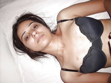 Indian Desi Couple Honeymoon Sex Nude Photo In Hotel Pics Xhamster
