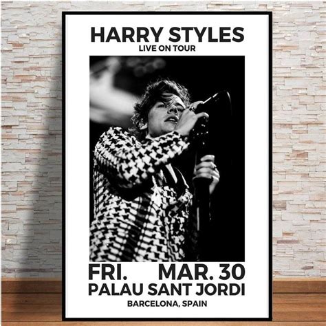 Travel wooden wall map is a unique wooden wall décor for your home, office or any other location. Harry Styles 2018 Tour Music Star Hot Poster And Prints ...