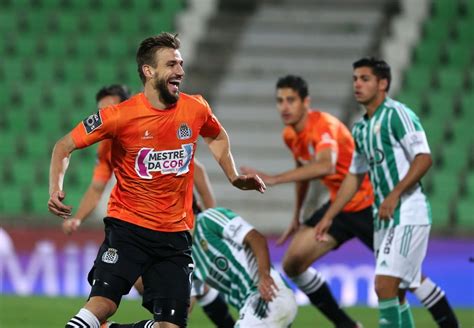 All of rio ave's three goals came from the penalty spot and were all committed by the uruguayan sebastian coates, who was sent off for committing the third one. Rio Ave vs Boavista Betting Tip and Prediction 19th ...