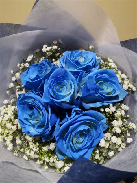 Beautiful Blue Roses Bouquet Bouquet