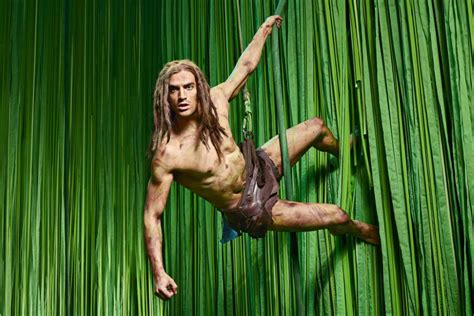 Tarzan Kritik In Stuttgart Sind Die Affen Los Musical1