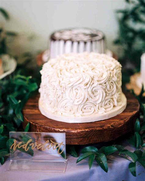 A cake fit for any. 15 Red Velvet Wedding Cakes & Confections | Martha Stewart ...