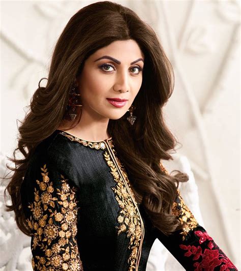 8 june 1975) is an indian actress, film producer, dancer, author, businesswoman and former model who . Shilpa Shetty Bio, Age, Height, Net worth, Family, Husband ...